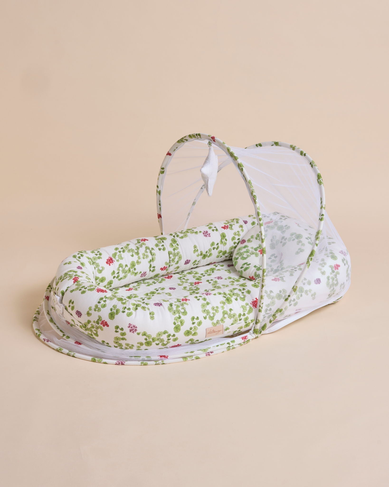 Geranium Signature Baby Nest - Lil Mulberry